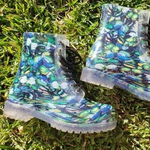 Dirty Laundry Rainboots - Butterfly Hippie